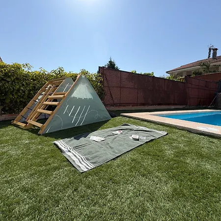 Villa Tayp Origenhomes Collado (Caceres)